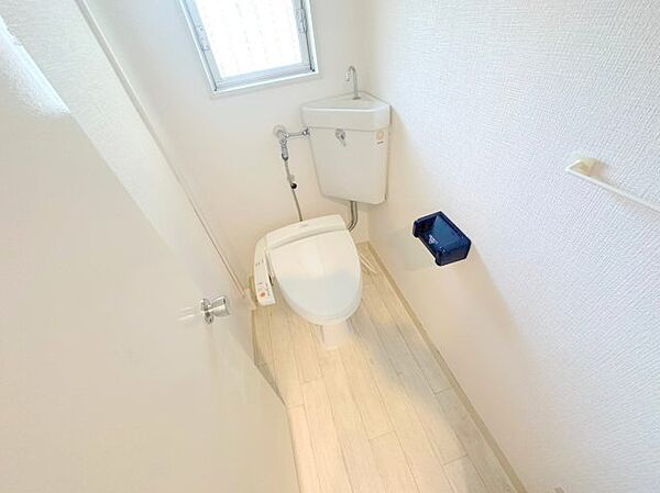 画像8:清潔感のあるトイレは、誰もがリラックスできる空間です。 