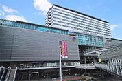 アミュプラザ 小倉（608m）