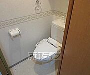 清潔感のあるトイレです