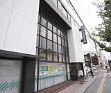京都中央信用金庫 竹田南支店まで190m 国道24号線沿いです。最寄は伏見駅です。
