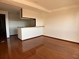 ヴィラージュエクセラン 403 4階3LDKのリビング/ダイニング