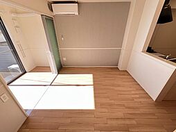 ライブコア佐野 1階1LDKのリビング/ダイニング