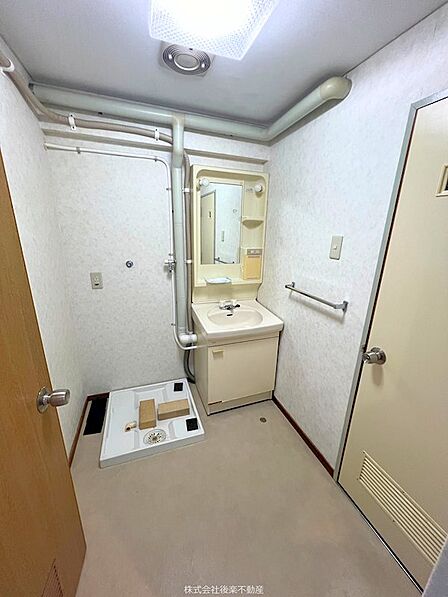 洗面所に洗濯機置き場あり