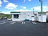 周辺：ファミリーマート 岡山瀬戸万富店（742m）