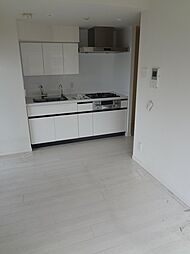 JR総武線 東中野駅 徒歩9分の賃貸マンション 11階1LDKのリビング/ダイニング