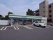ファミリーマート 下石神井一丁目店（639m）