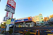 ウエルシア東久留米本町店 徒歩8分。ドラックストア 620m