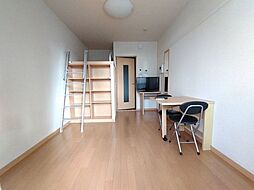 京王相模原線 調布駅 徒歩37分の賃貸マンション 1階1Kのリビング/ダイニング