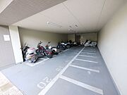 バイク置き場月額864円