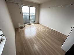 JR総武本線 市川駅 バス10分 公民館下車 徒歩2分の賃貸アパート 1階1Kのリビング/ダイニング