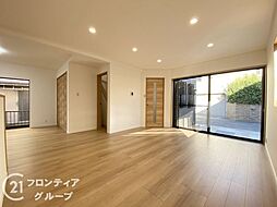 居間