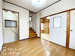 居間