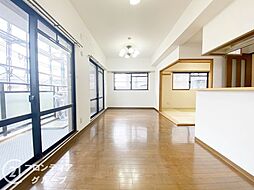 居間