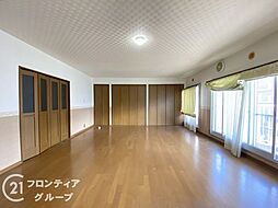居間