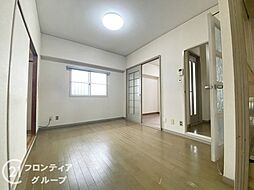 居間
