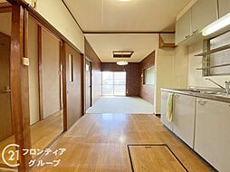 居間