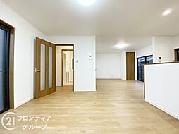 居間
