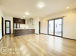 リビング/ダイニングの画像