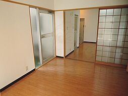 居間