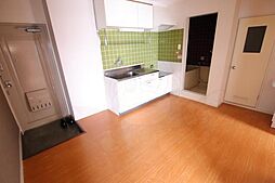 エイトビル6 4階2LDKのリビング/ダイニング