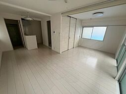 カトレアビル 2階1LDKのリビング/ダイニング