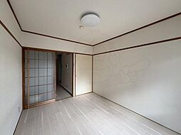 JR山陽本線 横川駅 徒歩10分の賃貸マンション 2階1Kのリビング/ダイニング