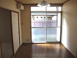 居間