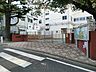 周辺：横浜市立寺尾小学校　580ｍ