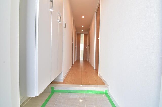 玄関 オーベル横浜鶴見 5階/-