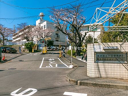 保土ケ谷中央病院 1400m