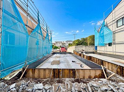 外観：この場所だからこそ叶えられる開放感、図面だけでは分からない現地の雰囲気もご確認くださいませ。（2026年9月撮影）