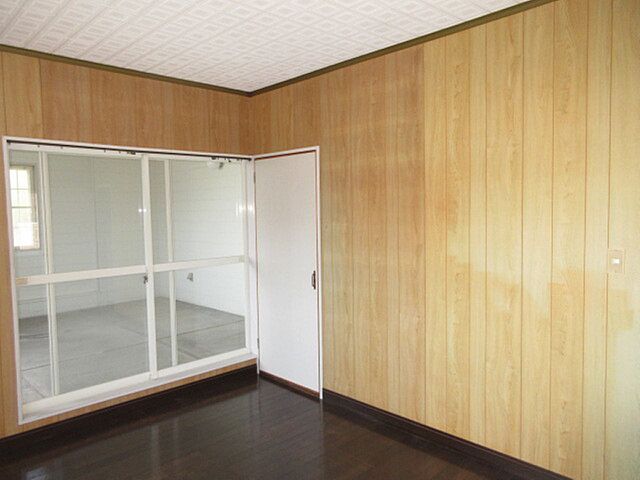 室内 宮崎市城ケ崎3丁目