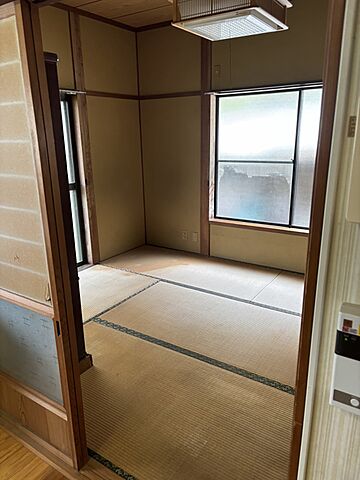 室内 宮崎市波島1丁目