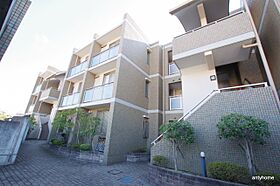 大阪府吹田市江坂町3丁目（賃貸マンション1LDK・3階・36.72㎡） その1