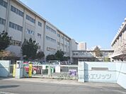 草津第二小学校まで1000メートル