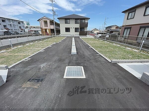 画像23:駐車場