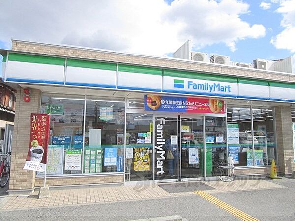 画像23:ファミリーマート　米原駅西店まで140メートル