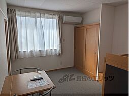 レオパレスＡｏｉ 210 2階1Kのリビング/ダイニング