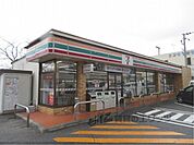 セブンイレブン　水口綾野店まで1000メートル