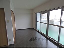 グレース安曇 301 3階2LDKのリビング/ダイニング