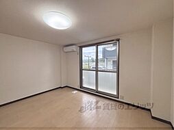 トップハウス水口I 1階1Kのリビング/ダイニング