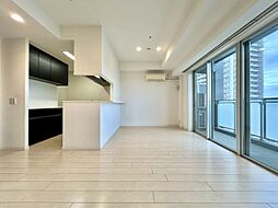 BEACON Tower Residence 13階1LDKのリビング/ダイニング