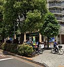 maruetsu（マルエツ） 佃店（142m）