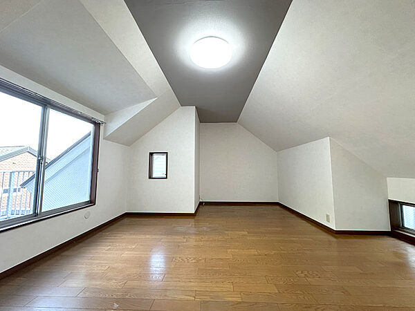 洋室を拡大表示