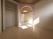 空間を広く使える室内です