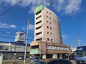 ウエストコート 301 号室 ｜ 愛媛県松山市中央2丁目（賃貸マンション1K・3階・33.20㎡） その1