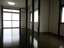 居間