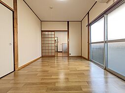 居間
