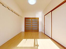 カサグランデ市坪 203 号室