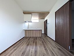 Alba-casa高岡 102 号室 1階1LDKのリビング/ダイニング